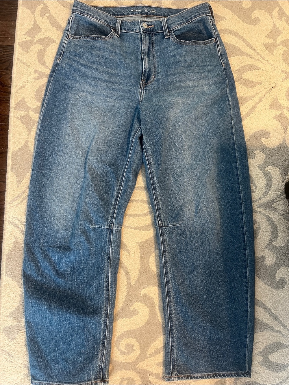Old Navy WOW barrel leg jeans size 12 Tall